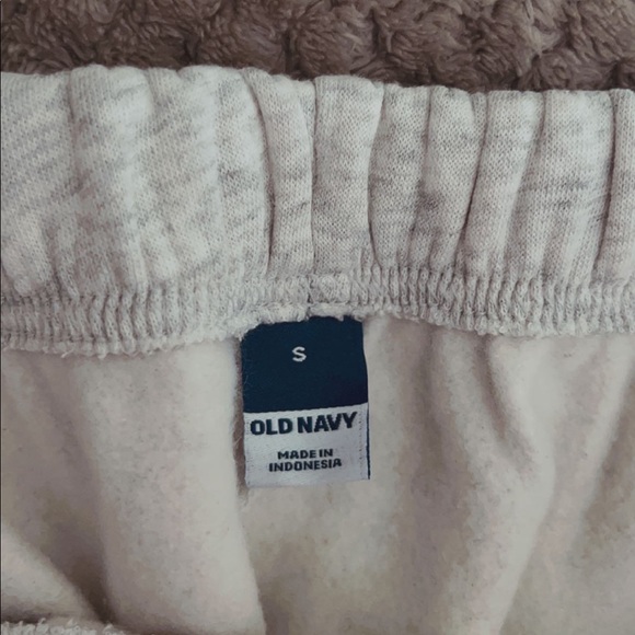 OLD NAVY joggers with pockets & drawstring - Picture 6 of 8